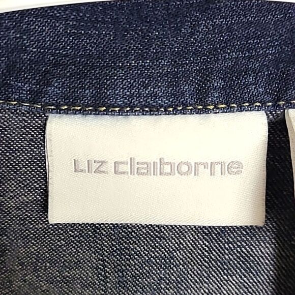 Liz Claiborne Bluejean Jacket, Dark Wash Slightly Distressed Size Large - Picture 8 of 10